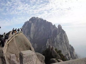 有关黄山天都峰的诗句